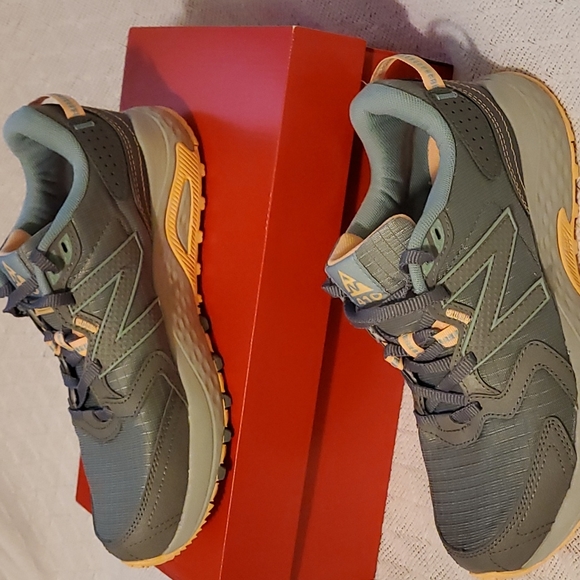 Newbalance Trail Running Shoes!! - Picture 8 of 11